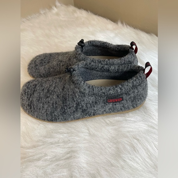 Loafers_&_Slip_Ons